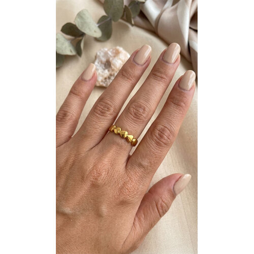 Lundholm Lundholm Ceylin Ring Dames Goudkleurig met Hartjes – Minimalistische Ring – Premium Stainless Steel Verguld – Verstelbare Ring One Size – Ceylin Serie – Cadeau voor Haar Lundholm Lundholm Ceylin Ring Dames Goudkleurig met Hartjes – Minimalistische Ring – Premium Stainless Steel Verguld – Verstelbare Ring One Size – Ceylin Serie – Cadeau voor Haar