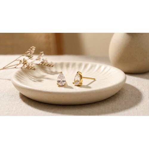 Lundholm Lundholm Grace Geboortesteen Oorknopjes Dames Goudkleurig – Premium Stainless Steel Gold Plated – Birthstone Oorbellen Maart t/m Oktober – Persoonlijk Cadeau – Grace Serie – Scandinavisch Design Lundholm Lundholm Grace Geboortesteen Oorknopjes Dames Goudkleurig – Premium Stainless Steel Gold Plated – Birthstone Oorbellen Maart t/m Oktober – Persoonlijk Cadeau – Grace Serie – Scandinavisch Design