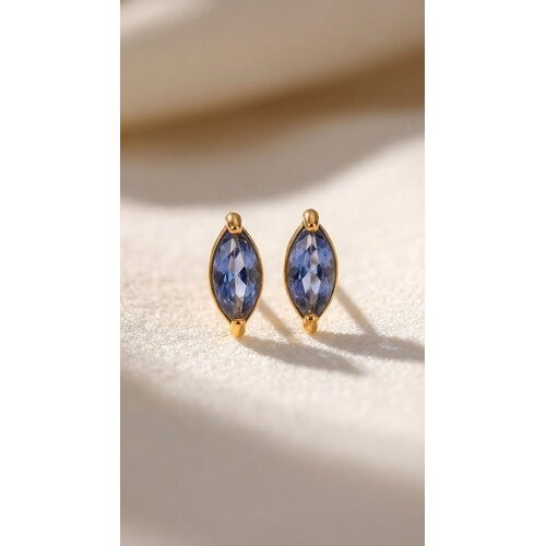 Lundholm Lundholm Grace Geboortesteen Oorknopjes Dames Goudkleurig – Premium Stainless Steel Gold Plated – Birthstone Oorbellen Maart t/m Oktober – Persoonlijk Cadeau – Grace Serie – Scandinavisch Design Lundholm Lundholm Grace Geboortesteen Oorknopjes Dames Goudkleurig – Premium Stainless Steel Gold Plated – Birthstone Oorbellen Maart t/m Oktober – Persoonlijk Cadeau – Grace Serie – Scandinavisch Design