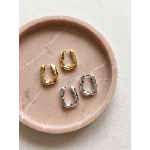 Lundholm Lundholm Kopenhagen Oorbellen Dames Goudkleurig / Zilverkleurig – Chunky Geometrische Oorringen – Premium Stainless Steel Jewellery – Kopenhagen Serie – Vrouwen Cadeautjes – Scandinavisch Design Lundholm Lundholm Kopenhagen Oorbellen Dames Goudkleurig / Zilverkleurig – Chunky Geometrische Oorringen – Premium Stainless Steel Jewellery – Kopenhagen Serie – Vrouwen Cadeautjes – Scandinavisch Design