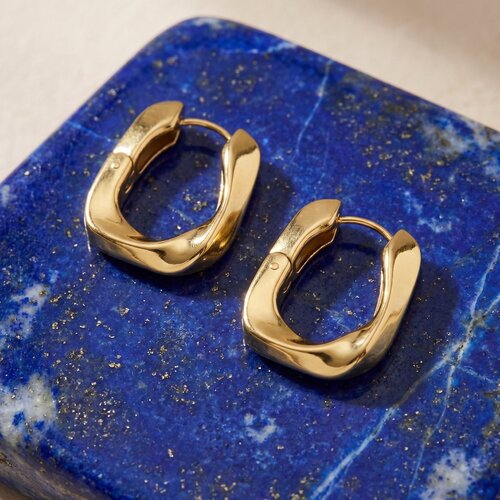 Lundholm Lundholm Kopenhagen Oorbellen Dames Goudkleurig / Zilverkleurig – Chunky Geometrische Oorringen – Premium Stainless Steel Jewellery – Kopenhagen Serie – Vrouwen Cadeautjes – Scandinavisch Design Lundholm Lundholm Kopenhagen Oorbellen Dames Goudkleurig / Zilverkleurig – Chunky Geometrische Oorringen – Premium Stainless Steel Jewellery – Kopenhagen Serie – Vrouwen Cadeautjes – Scandinavisch Design