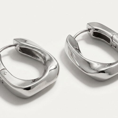 Lundholm Lundholm Kopenhagen Oorbellen Dames Goudkleurig / Zilverkleurig – Chunky Geometrische Oorringen – Premium Stainless Steel Jewellery – Kopenhagen Serie – Vrouwen Cadeautjes – Scandinavisch Design Lundholm Lundholm Kopenhagen Oorbellen Dames Goudkleurig / Zilverkleurig – Chunky Geometrische Oorringen – Premium Stainless Steel Jewellery – Kopenhagen Serie – Vrouwen Cadeautjes – Scandinavisch Design