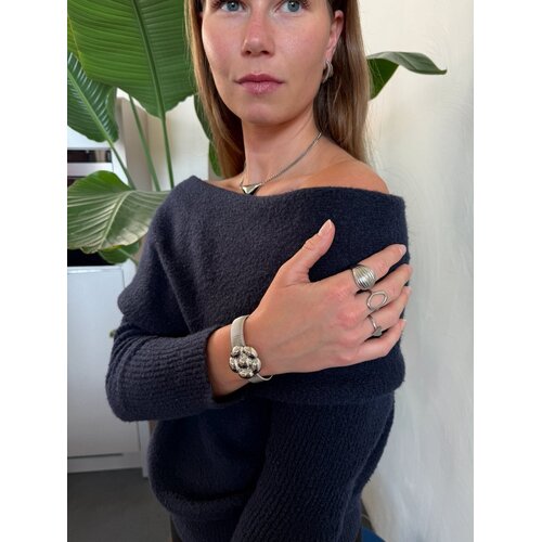 Lundholm Lundholm Floortje Ring Dames Zilverkleurig / Goudkleurig – Geometrische Ovale Open Ring – Premium Stainless Steel Jewellery – Verstelbare Statement Ring One Size – Floortje Serie – Cadeau voor Vrouw – Scandinavisch Design Lundholm Lundholm Floortje Ring Dames Zilverkleurig / Goudkleurig – Geometrische Ovale Open Ring – Premium Stainless Steel Jewellery – Verstelbare Statement Ring One Size – Floortje Serie – Cadeau voor Vrouw – Scandinavisch Design