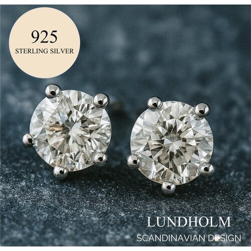 Lundholm Kate – Ohrstecker mit Zirkonia 4 mm – Silber (S925) Lundholm Kate – Ohrstecker mit Zirkonia 4 mm – Silber (S925)
