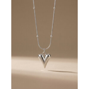Lundholm Lovez – Ketting met Hartje Hanger – Zilverkleurig Lundholm Lovez – Ketting met Hartje Hanger – Zilverkleurig