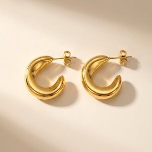 Lundholm Sol – Chunky Hoop Stud Earrings – Gold-Tone Lundholm Sol – Chunky Hoop Stud Earrings – Gold-Tone