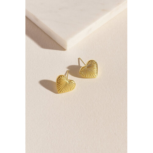 Lundholm Colette – Heart Stud Earrings for Women – Gold-Tone Lundholm Colette – Heart Stud Earrings for Women – Gold-Tone