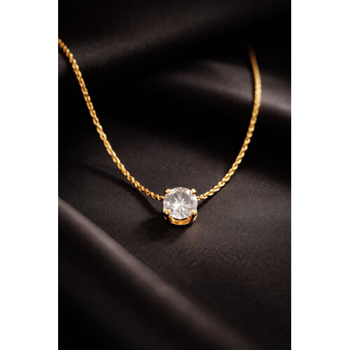 Lundholm Monique – Necklace with Cubic Zirconia Pendant – Gold-Tone Lundholm Monique – Necklace with Cubic Zirconia Pendant – Gold-Tone