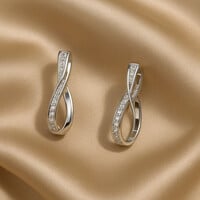 Rosaline – Geometrische Ohrringe mit Zirkonia – Silber (S925)