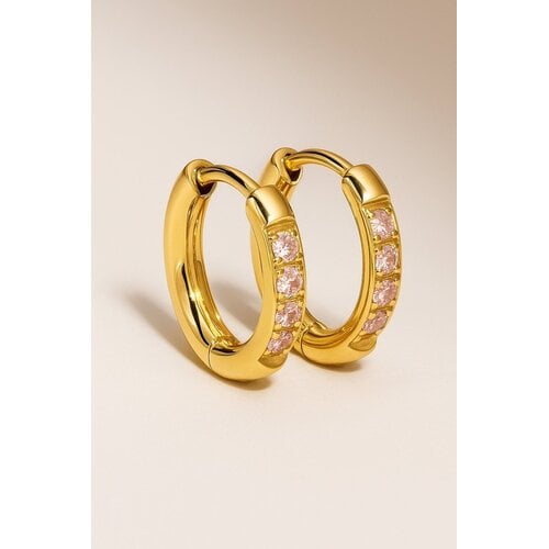 Lundholm Lena – Klassische Creolen mit Zirkonia – Goldfarben Lundholm Lena – Klassische Creolen mit Zirkonia – Goldfarben