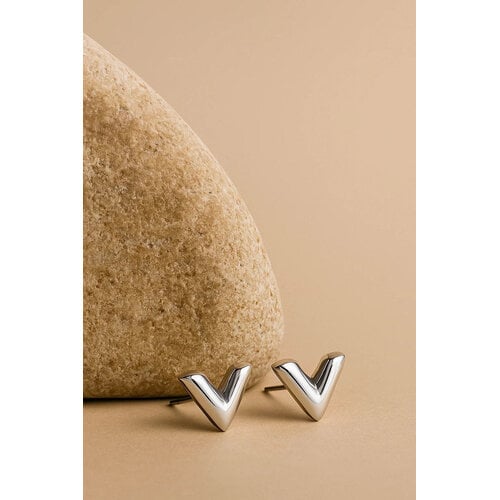 Lundholm Viva – V-Shape Oorknopjes Dames – Goudkleurig