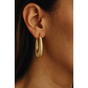 Lundholm Elin – Große Statement-Creolen Damen – Goldfarben Lundholm Elin – Große Statement-Creolen Damen – Goldfarben