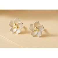 Elvra – Flower Stud Earrings for Women – Silver (S925)