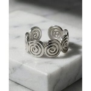 Lundholm Merel – Verstellbarer Spiralring Damen – Silberfarben Lundholm Merel – Verstellbarer Spiralring Damen – Silberfarben