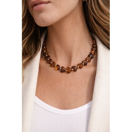 Lundholm Linne – Beaded Necklace with Hearts for Women – Brown Lundholm Linne – Beaded Necklace with Hearts for Women – Brown