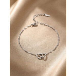 Lundholm Alice – Armband met Verstrengelde Hartjes Dames – Zilverkleurig Lundholm Alice – Armband met Verstrengelde Hartjes Dames – Zilverkleurig