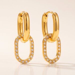 Lundholm Evy – Drop Earrings with Cubic Zirconia – Gold Lundholm Evy – Drop Earrings with Cubic Zirconia – Gold