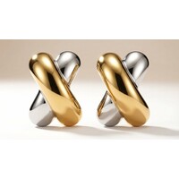 Hera – Bicolor Kreuz-Ohrstecker – Gold- und Silberfarben
