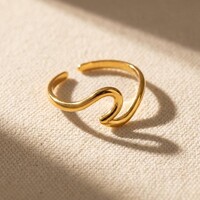 Milea – Adjustable Wave Ring for Women – Gold-Tone