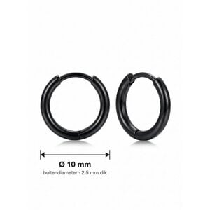 Lundholm Kai – Kleine Heren Oorringen 10 mm – Zwart Lundholm Kai – Kleine Heren Oorringen 10 mm – Zwart