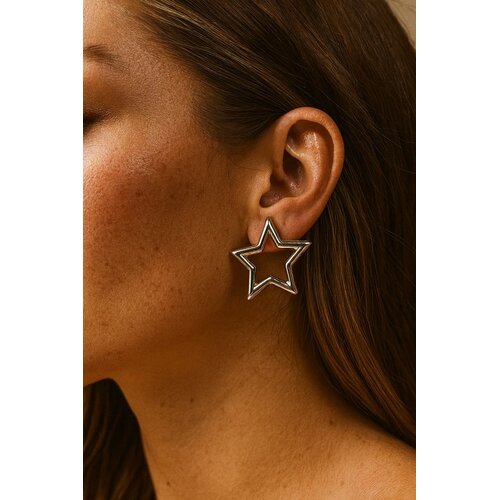 Lundholm Lundholm Oorknopjes Dames Ster Groot – Premium Stainless Steel Jewellery – Zilver kleurige Ster Oorstekers Groot (4 × 4 cm) Lundholm Lundholm Oorknopjes Dames Ster Groot – Premium Stainless Steel Jewellery – Zilver kleurige Ster Oorstekers Groot (4 × 4 cm)
