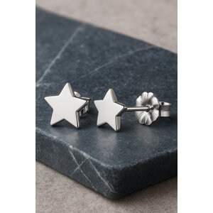 Lundholm Solid Star Stud Earrings 1 cm – Silver-Tone Lundholm Solid Star Stud Earrings 1 cm – Silver-Tone