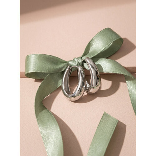 Lundholm Lea – Chunky Hoops Oorringen Dames – Zilverkleurig Lundholm Lea – Chunky Hoops Oorringen Dames – Zilverkleurig