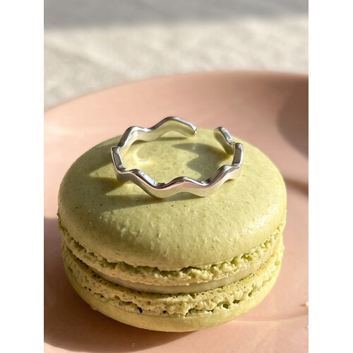 Lundholm Lundholm Zia Ring Dames Zilver Kleurig Jewellery – Premium Stainless Steel – Verstelbare Ring Golvend Geometrisch Minimalistisch Lundholm Lundholm Zia Ring Dames Zilver Kleurig Jewellery – Premium Stainless Steel – Verstelbare Ring Golvend Geometrisch Minimalistisch
