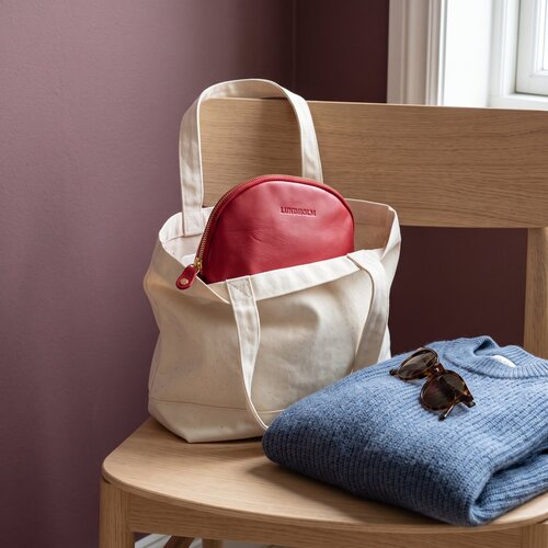 Lundholm Women's Leather Make-up Bag – Red Lundholm Women's Leather Make-up Bag – Red