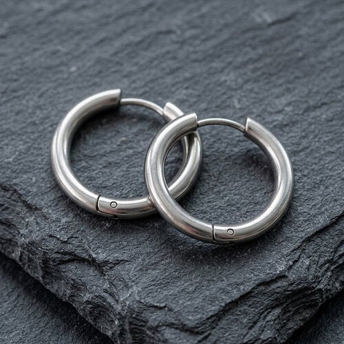 Lundholm Lundholm Jens Oorringen Heren Zilverkleurig - Grote Klapoorringen 20 mm - 2 mm Dik - Premium Stainless Steel - Oorbellen Mannen Zilver - Waterproof & Hypoallergeen - 1 Paar Lundholm Lundholm Jens Oorringen Heren Zilverkleurig - Grote Klapoorringen 20 mm - 2 mm Dik - Premium Stainless Steel - Oorbellen Mannen Zilver - Waterproof & Hypoallergeen - 1 Paar