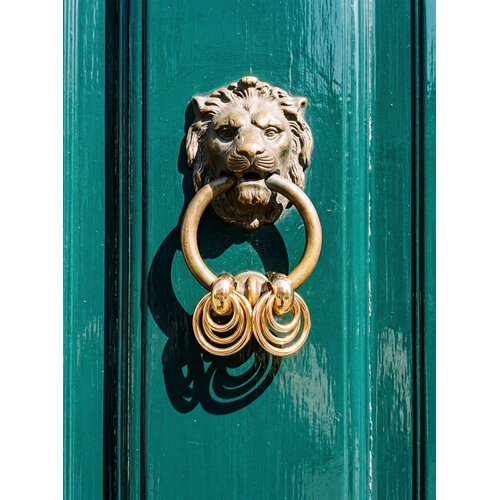 Lundholm Aura – Door Knocker Earrings with 4 Rings – Gold-Tone Lundholm Aura – Door Knocker Earrings with 4 Rings – Gold-Tone