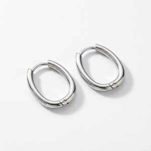 Lundholm Nori – Ovale Oorringen 23 mm – Zilverkleurig Lundholm Nori – Ovale Oorringen 23 mm – Zilverkleurig