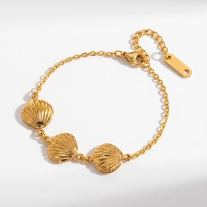 Lundholm Maris – Seashell Bracelet – Gold-Tone Lundholm Maris – Seashell Bracelet – Gold-Tone