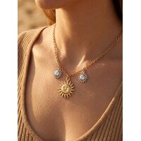 Helia – Bedelketting met Drie Zonnetjes – Goud- en Zilverkleurig