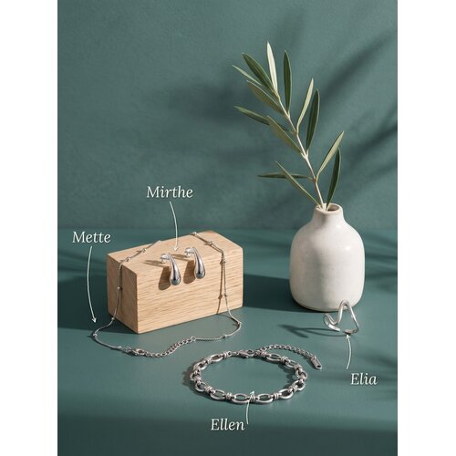 Lundholm Mette – Box Chain Necklace with Beads – Silver-Tone Lundholm Mette – Box Chain Necklace with Beads – Silver-Tone