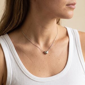 Lundholm Cherie – Ketting met Bol Hartje – Zilverkleurig