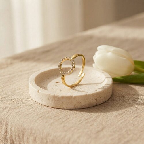 Lundholm Sloane – Verstelbare Open Cirkel Ring met Strass Steentjes – Goudkleurig