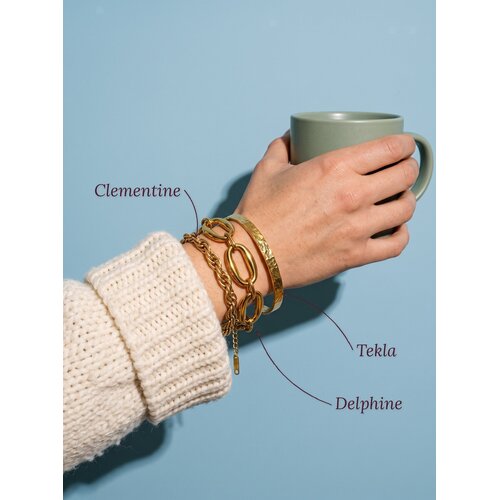 Lundholm Tekla – Hammered Open Bangle – Gold-Tone Lundholm Tekla – Hammered Open Bangle – Gold-Tone