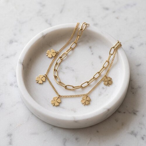 Lundholm Georgia – Layered Four-Leaf Clover Necklace – Gold-Tone Lundholm Georgia – Layered Four-Leaf Clover Necklace – Gold-Tone
