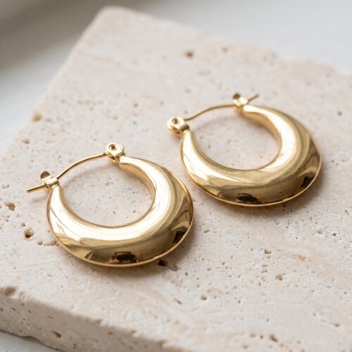 Lundholm Sonja – Chunky Half Moon Hoops 2.4 cm – Gold-Tone Lundholm Sonja – Chunky Half Moon Hoops 2.4 cm – Gold-Tone