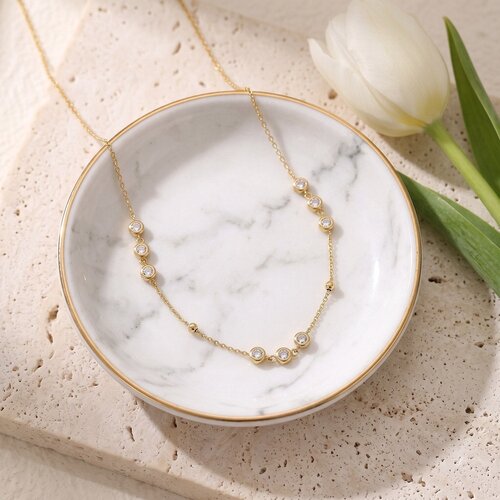 Lundholm Odette – Dainty Necklace with Cubic Zirconia Stones – Gold-Tone Lundholm Odette – Dainty Necklace with Cubic Zirconia Stones – Gold-Tone