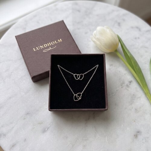 Lundholm Tova – Heart Necklace & Bracelet Set – Silver-Tone Lundholm Tova – Heart Necklace & Bracelet Set – Silver-Tone