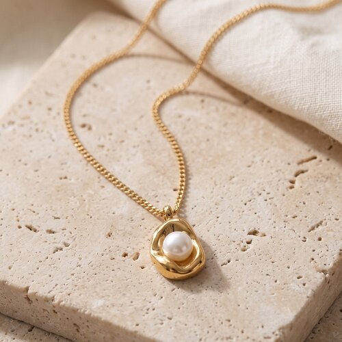 Lundholm Whitney – Pearl Necklace with Faux Pearl Pendant – Gold-Tone Lundholm Whitney – Pearl Necklace with Faux Pearl Pendant – Gold-Tone