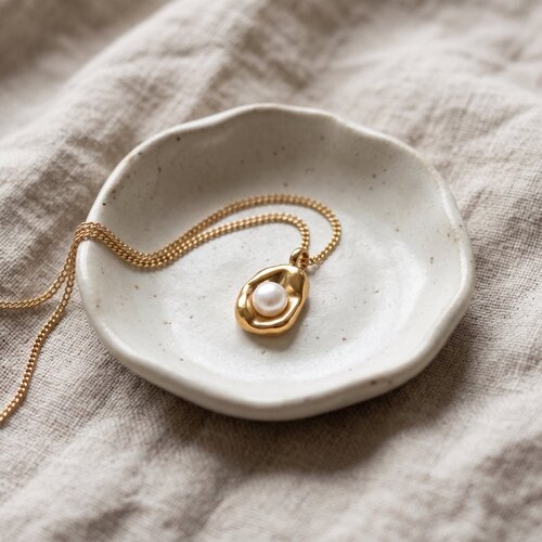 Lundholm Whitney – Pearl Necklace with Faux Pearl Pendant – Gold-Tone Lundholm Whitney – Pearl Necklace with Faux Pearl Pendant – Gold-Tone