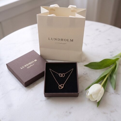Lundholm Tova – Hartjes Sieradenset met Ketting en Armband – Goudkleurig Lundholm Tova – Hartjes Sieradenset met Ketting en Armband – Goudkleurig