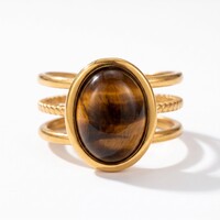 Sunniva – Statement Ring met Ovale Tijgeroog Steen – Goudkleurig