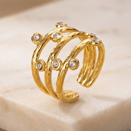 Lundholm Solange – Adjustable Ring with Zirconia Stones – Gold-Tone