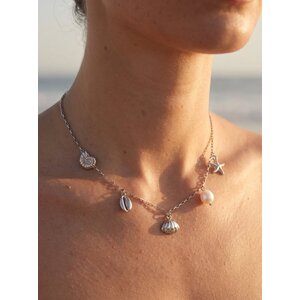 Lundholm Solveig – Bedelketting met Schelp en Zeester – Zilverkleurig Lundholm Solveig – Bedelketting met Schelp en Zeester – Zilverkleurig
