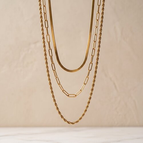 Lundholm Manou – Triple Layered Necklace – Gold-Tone Lundholm Manou – Triple Layered Necklace – Gold-Tone