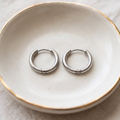 Lundholm Emmy – Oorringen Dames 20 mm – Zilverkleurig Lundholm Emmy – Oorringen Dames 20 mm – Zilverkleurig